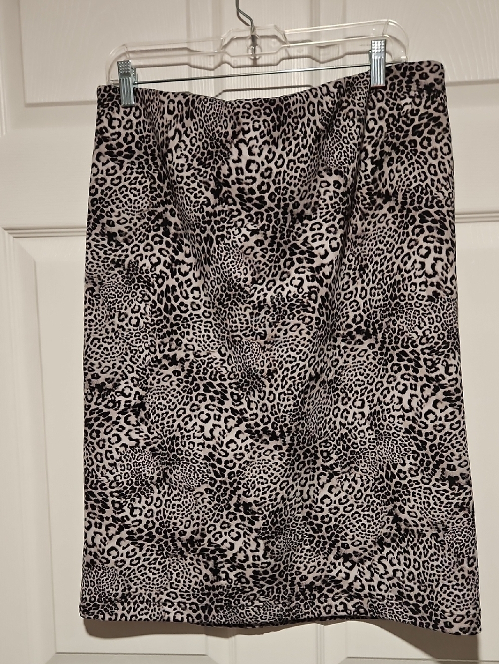 Vince Camuto Leopard Print Pencil Skirt - Black and Cream